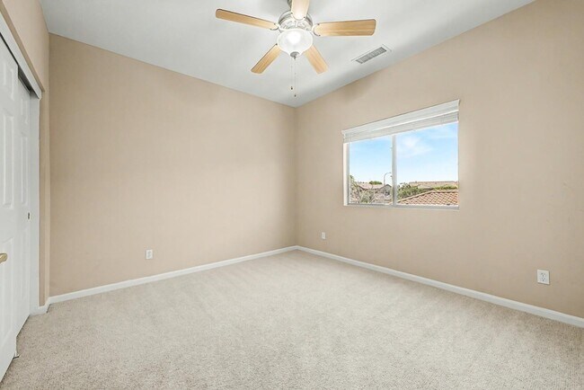Building Photo - 472 W Pelican Dr