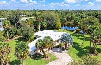 Building Photo - 33101 Serene Dr