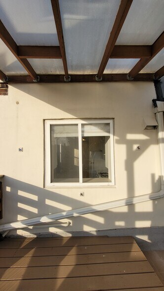 deck-2 - 1248 Federal St