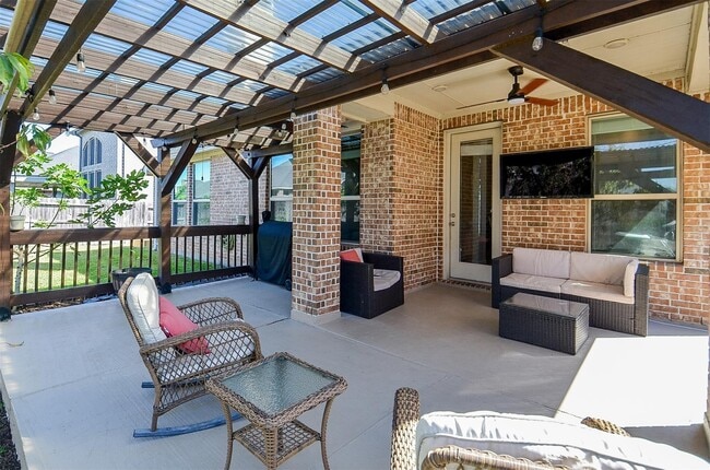 Building Photo - 7830 Trinity Rose Ct