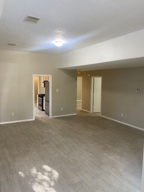 Building Photo - 13543 Ambrose St