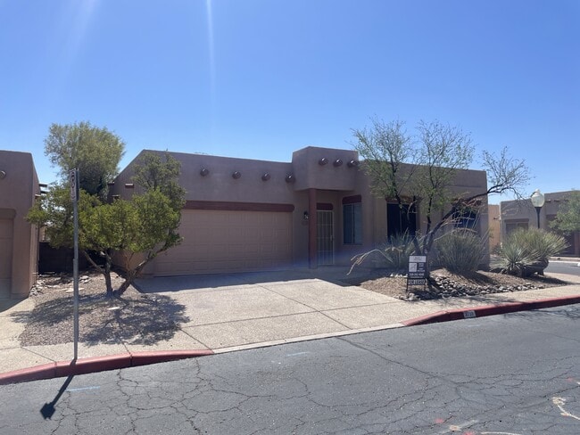 Building Photo - 3730 N Bay Horse Loop