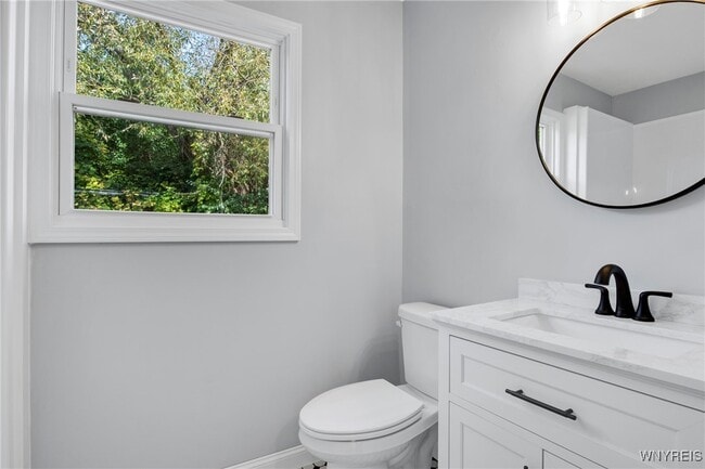 Building Photo - 28 Campus Dr W