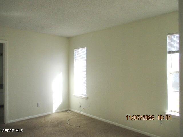 Building Photo - 3558 E Glen Dr