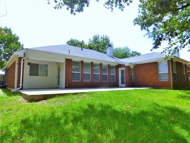 Building Photo - 3840 Chimney Rock Dr
