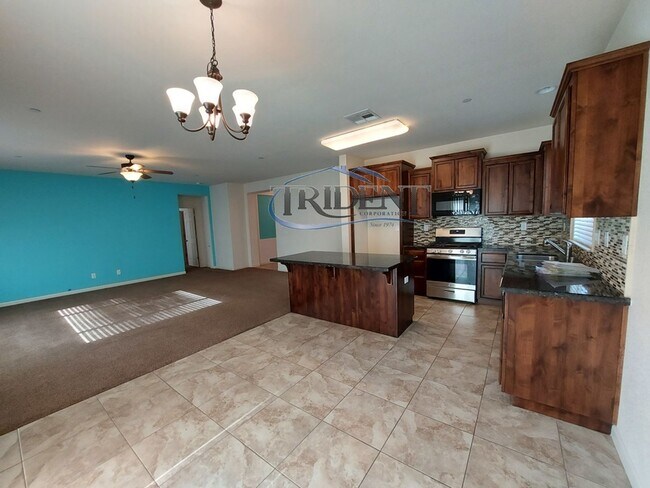 Building Photo - Lovley home in the Edgewater subdivision near Pow Mia Park