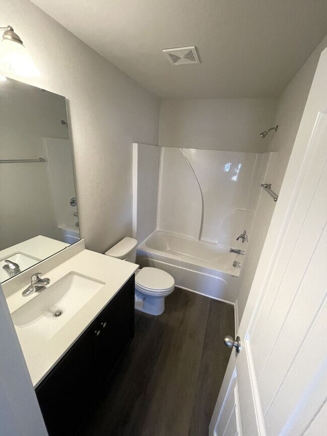 Building Photo - Brand New 2 Bedroom 2.5 Bathroom Townhome!