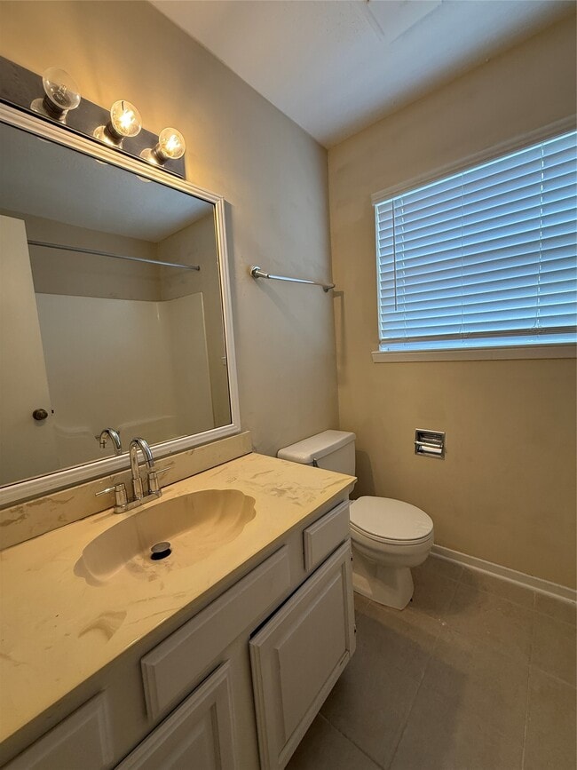 Building Photo - 15307 Pebble Lake Dr