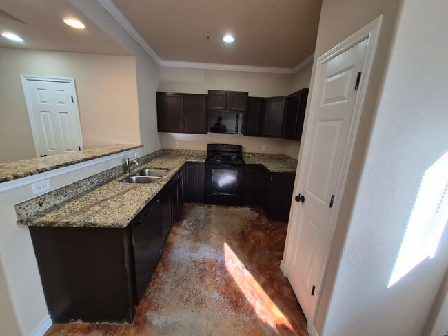 Building Photo - 6315 Attucks Ln