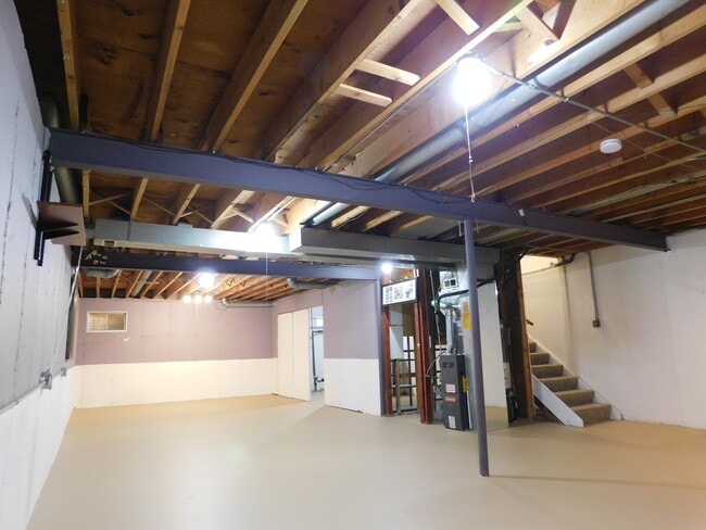 Building Photo - 1308 Court O