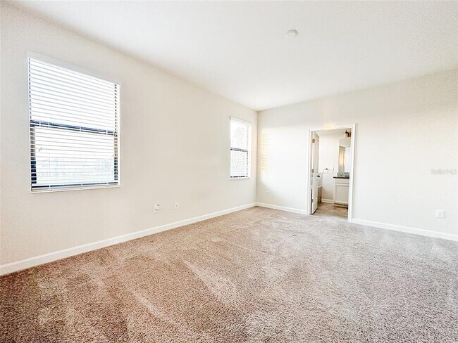 Building Photo - 15149 Night Heron Dr