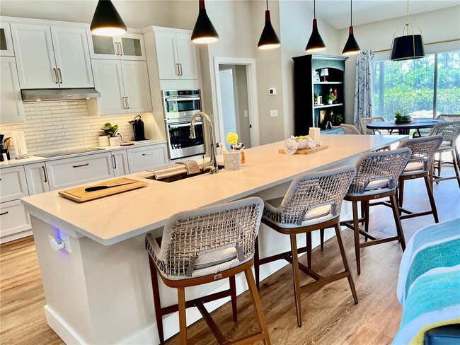 Building Photo - 6000 Key Largo Cir