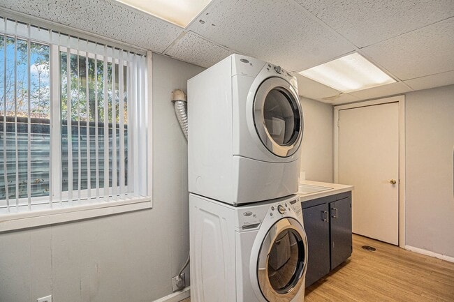 Building Photo - 7360 W.20th Ave. Unit B
