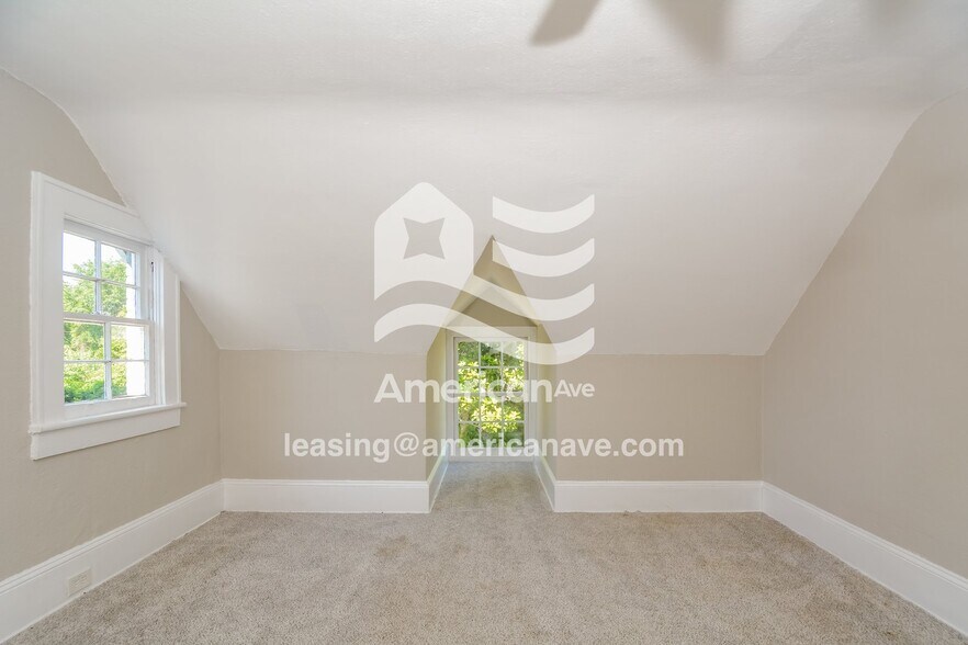 Building Photo - 1117 Berkshire Rd