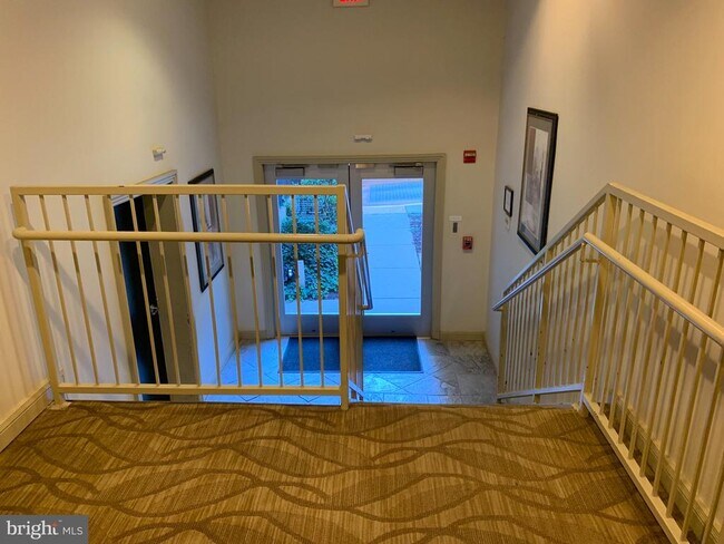 Building Photo - 2791 Centerboro Dr