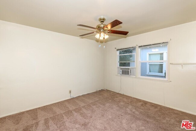 Building Photo - 14745 Marlin Pl