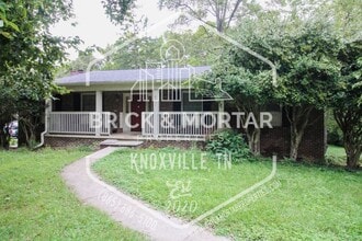 Building Photo - 8637 Glen Echo Dr