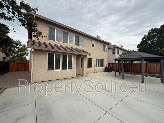 Building Photo - 1830 Persimmon Way