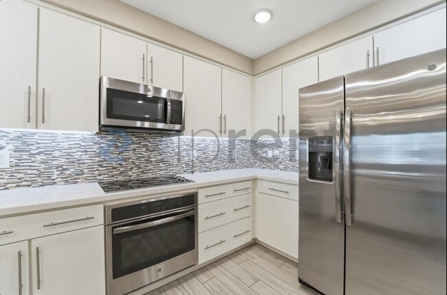 Building Photo - 250 W Queen Creek Rd