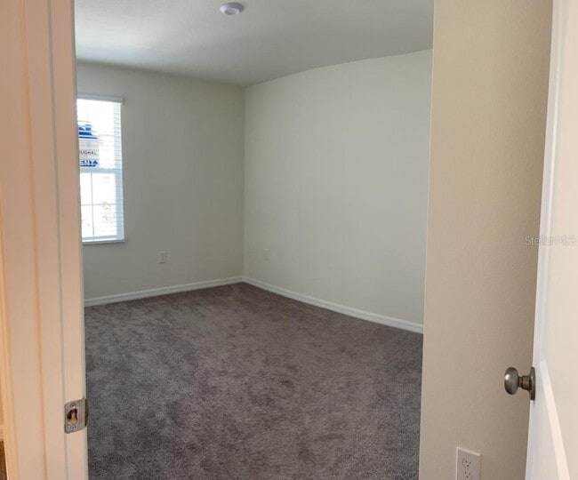Building Photo - 2134 Crystal Bell St