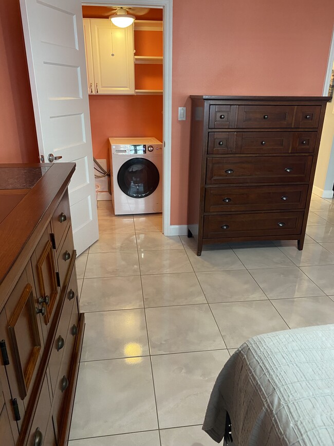 Building Photo - 5555 Gulf Blvd