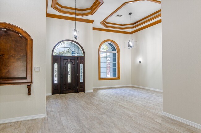 Building Photo - 12446 Willis Waukegan Rd