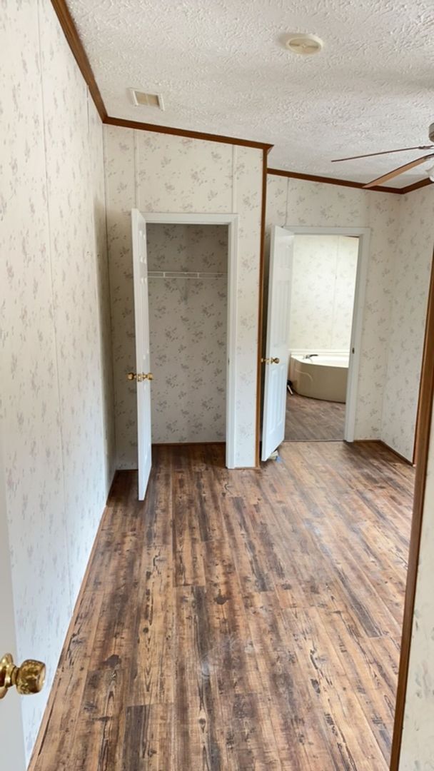 Building Photo - 502 Wagon Wheel Rd