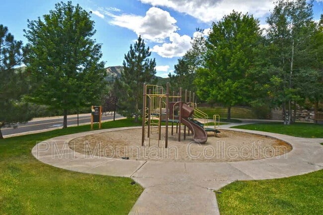 Building Photo - 1797 Fox Bay Dr