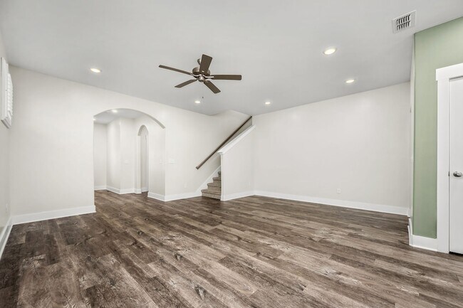 Building Photo - 2160 Welltown Ln