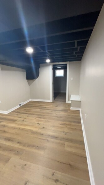 Building Photo - 2808 Searles Ave