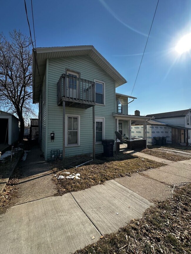 Building Photo - 16 N Washington St