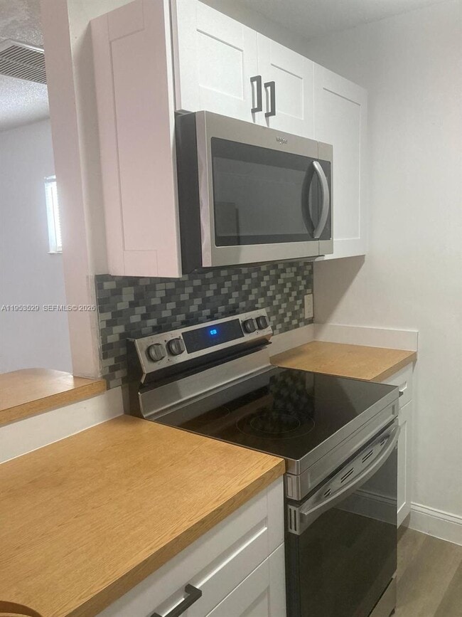 Building Photo - 35 Crossings Cir