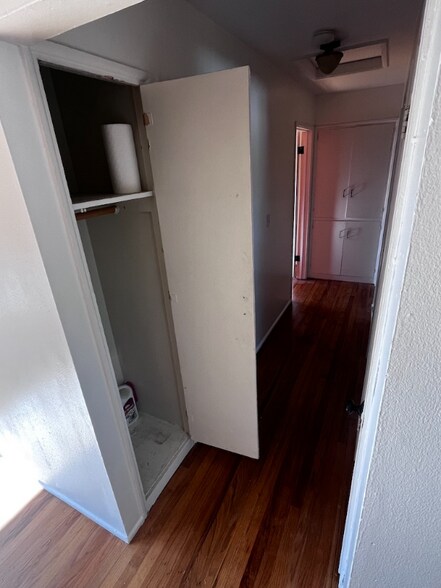 Building Photo - 3013 SE Waverleigh Blvd