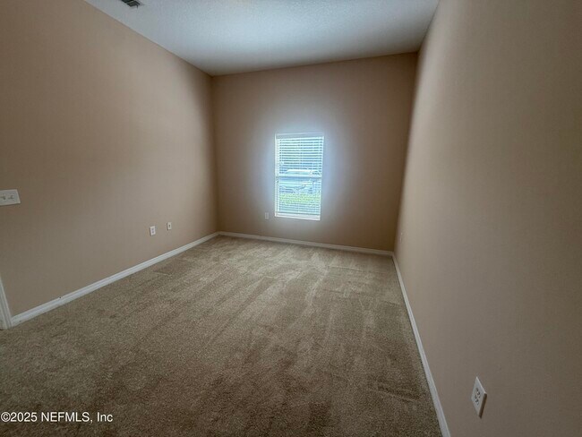 Building Photo - 5150 Playpen Dr