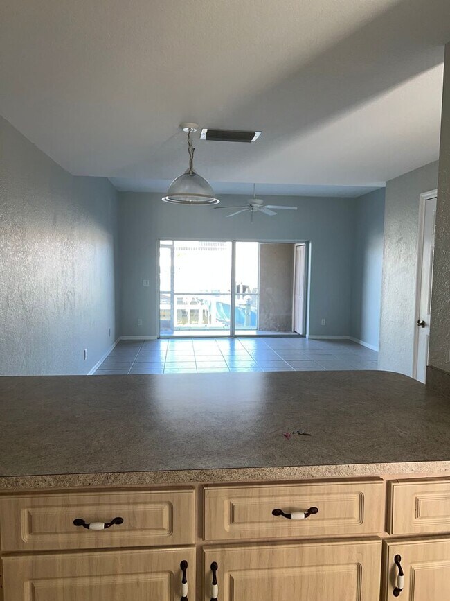 Building Photo - Villa Congress