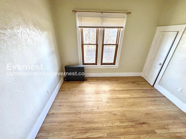 Building Photo - 3221 W 26th Ave