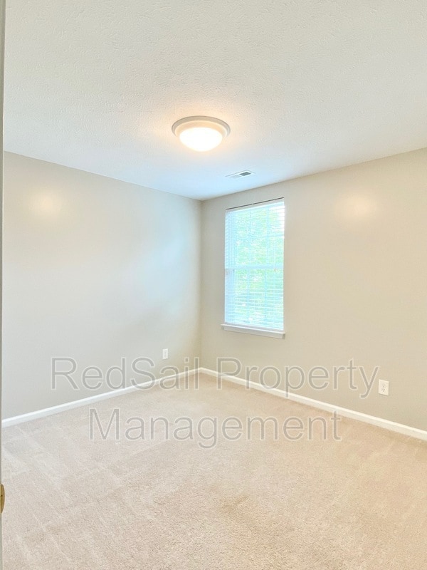 Building Photo - 110 Mulberry Ct