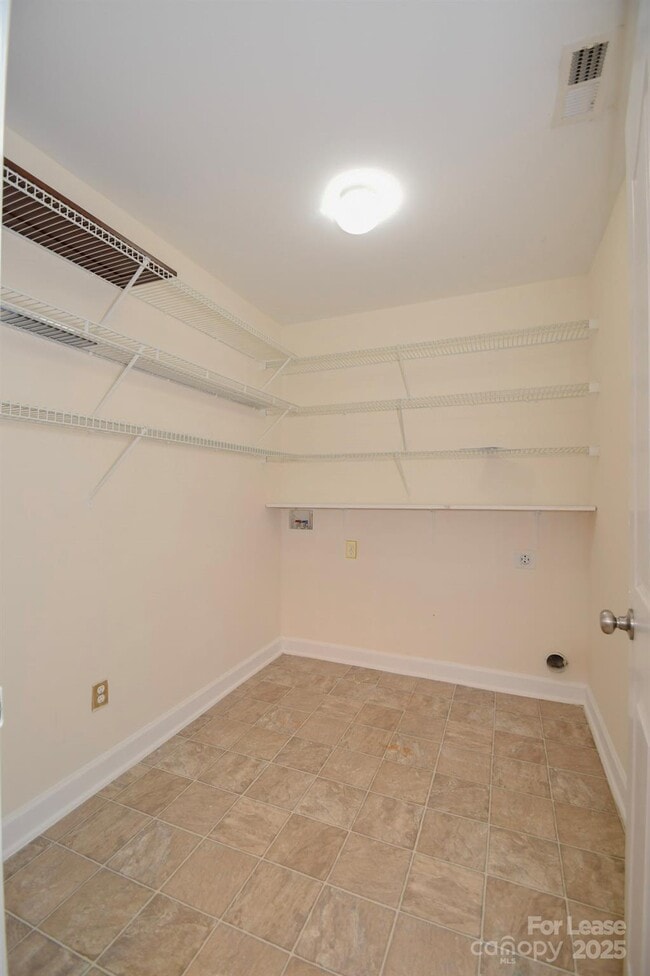 Building Photo - 3101 Broad Plum Ln