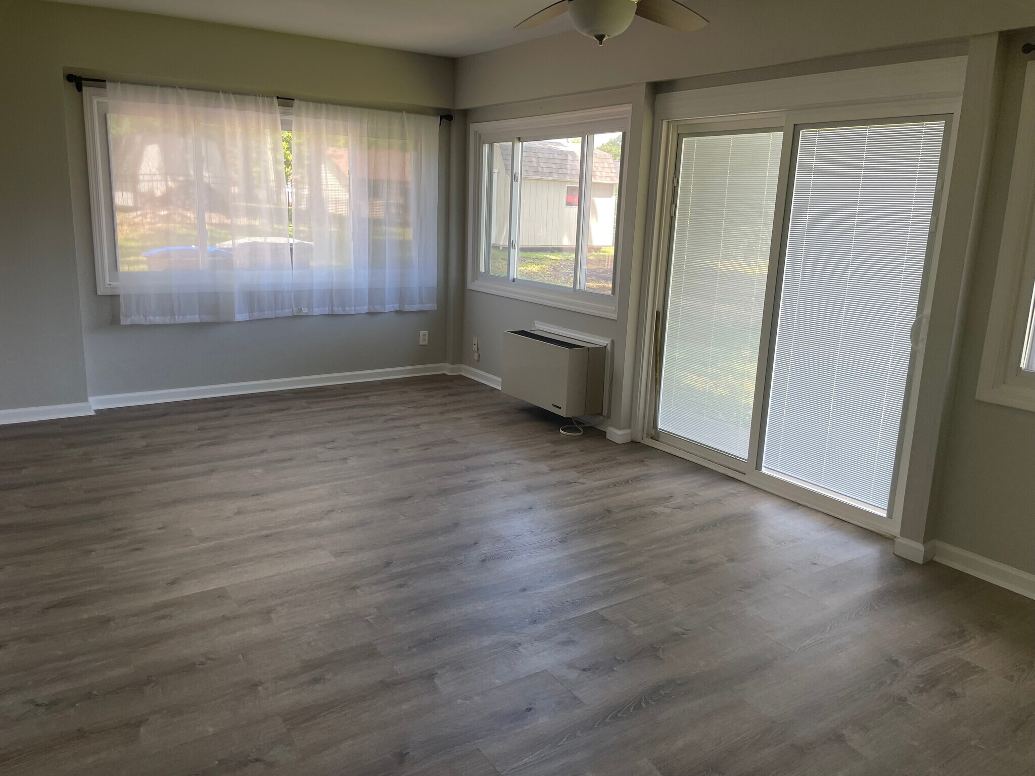Bonus room - 302 Coronation Dr