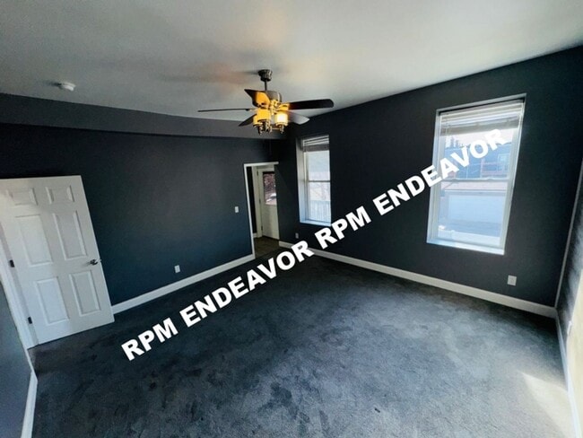 Building Photo - Stunning Tower Grove East 4 Bedroom 3.5 Bath Home