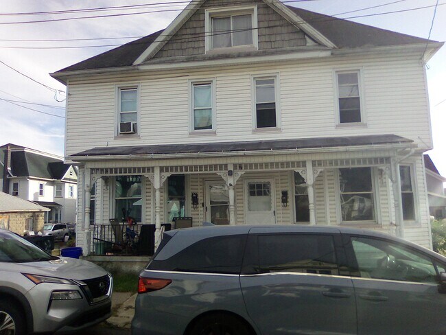 Primary Photo - 239 Butler St