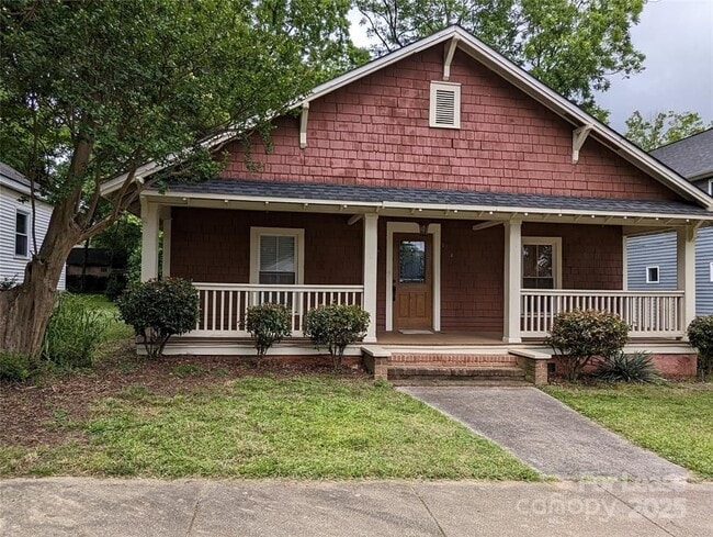 Primary Photo - 1704 Harrill St