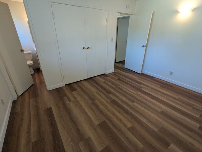 Building Photo - 3943 Constellation Rd