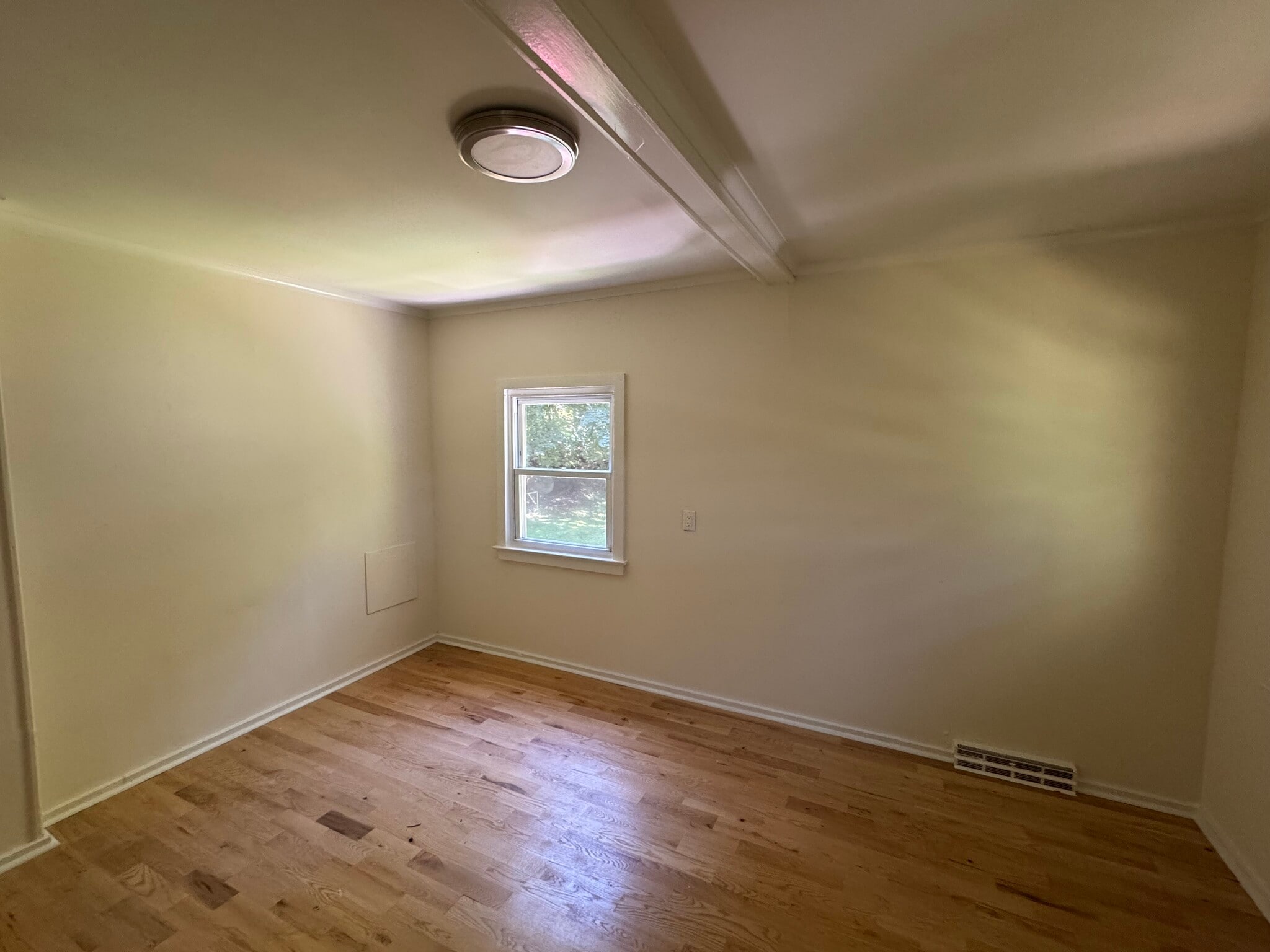 Bedroom #1 - 105 Red Mill Rd