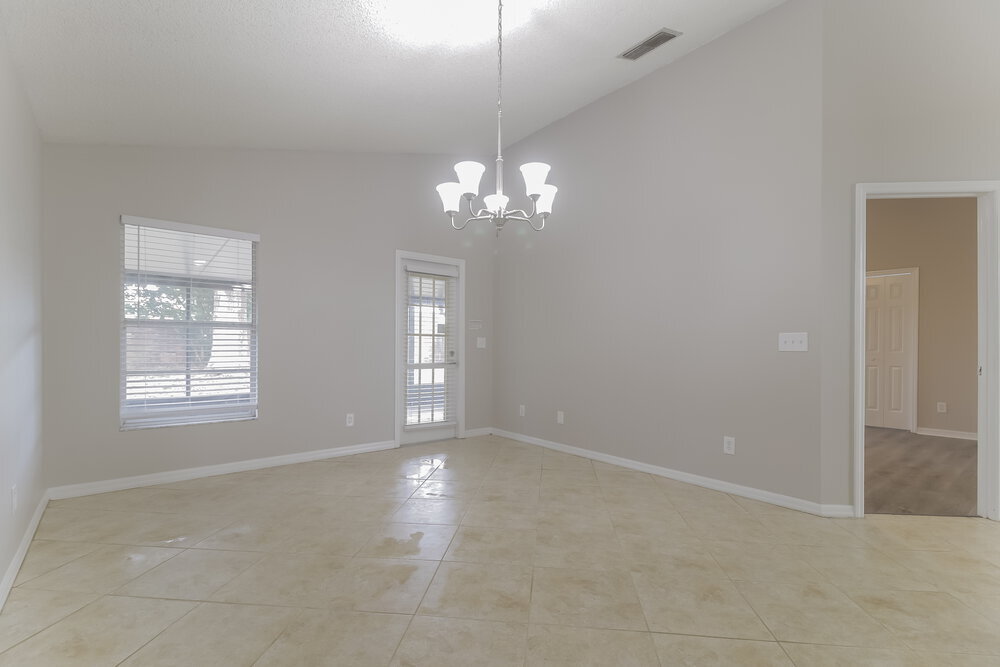 Building Photo - 1023 Kelly Creek Cir