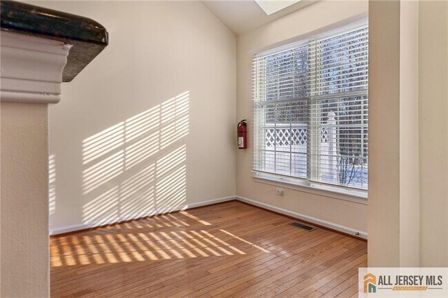 Building Photo - 14 Caleb Ln