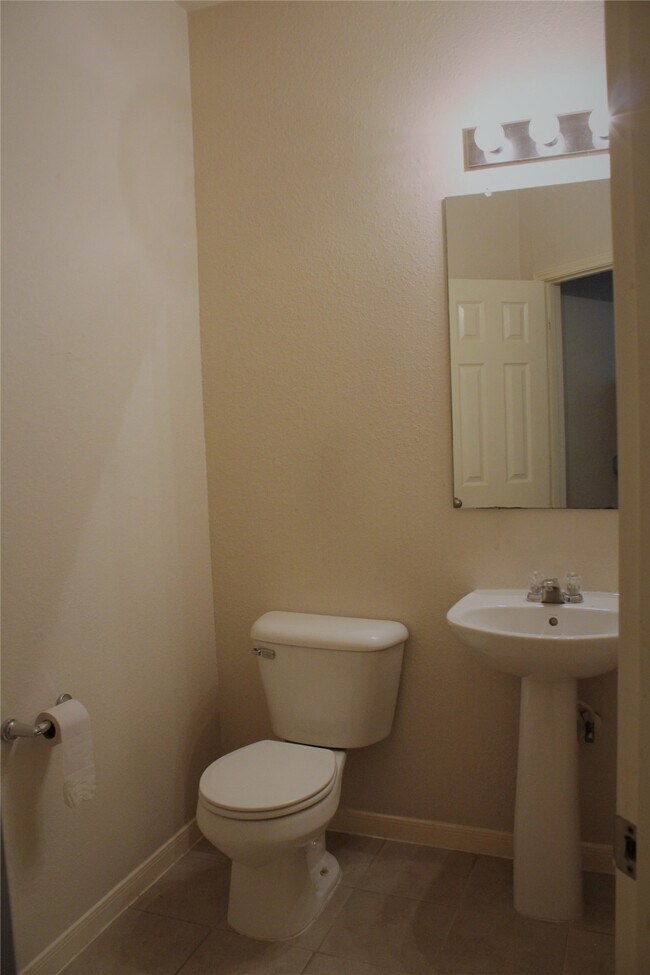 Building Photo - 18322 Tangle Tree Ln