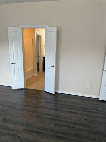 Building Photo - 12125 Walden Wood Dr