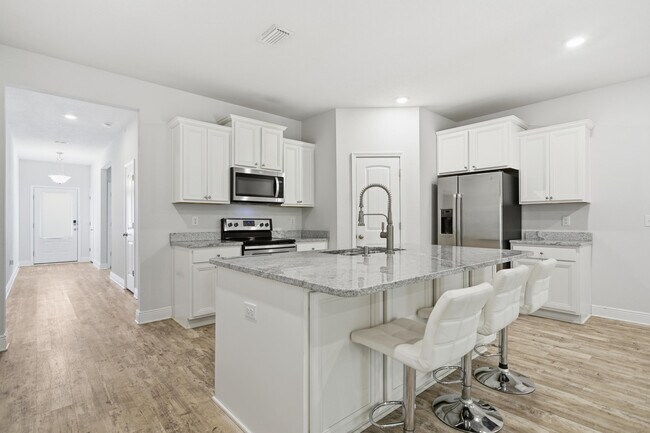 Building Photo - 191 Southern Pnes Rd