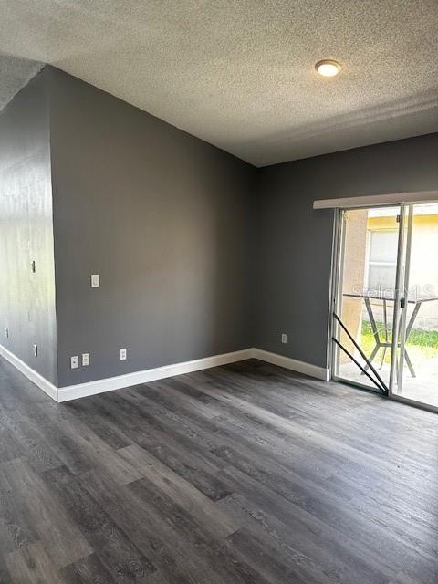 Building Photo - 3039 Stillwater Dr